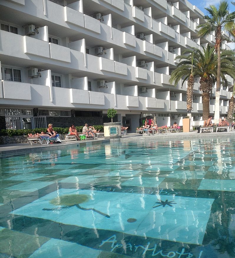 Aparthotel Maracaibo Puerto Rico  Zewnętrze zdjęcie